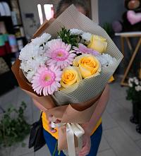 Букет цветов из:  Герберы, Розы и Хризантемы в Хабарах